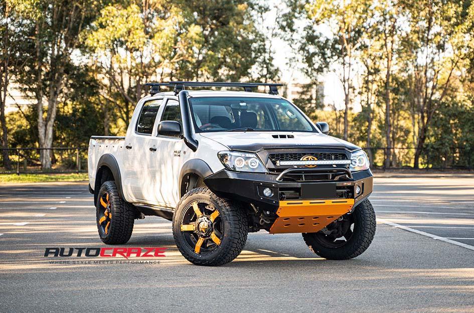 TOYOTA HILUX 4WD ROCKSTAR XD 2 MATTE BLACK ORANGE INSERTS